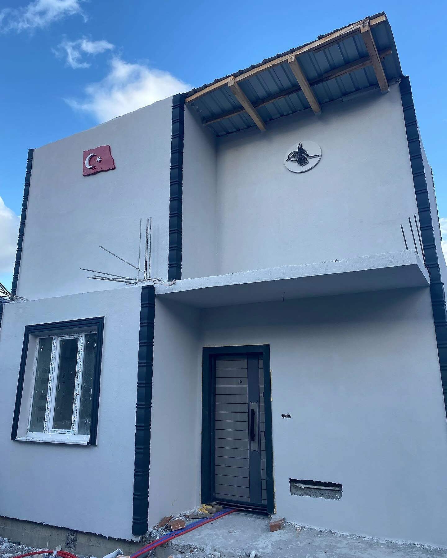 Kapı ve pencere detaylarıyla cephe