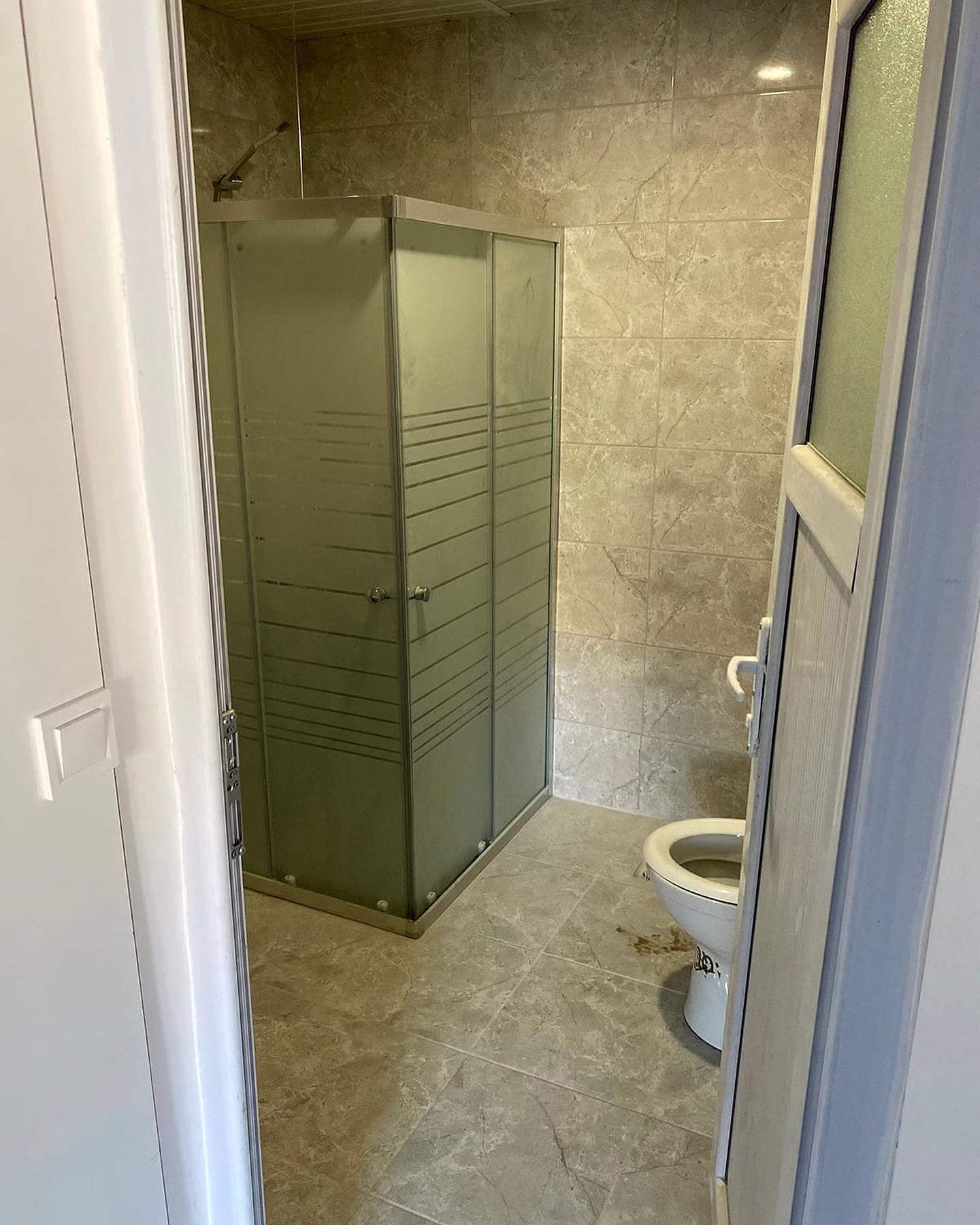 Duşakabinli banyo